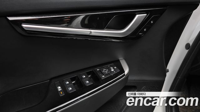 Kia EV6 2022 — photo 17