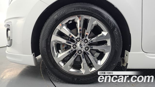 Kia Canival 2017 — photo 5