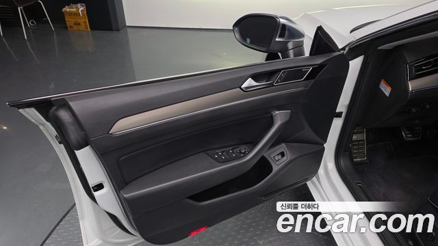 Volkswagen Arteon 2019 — photo 14