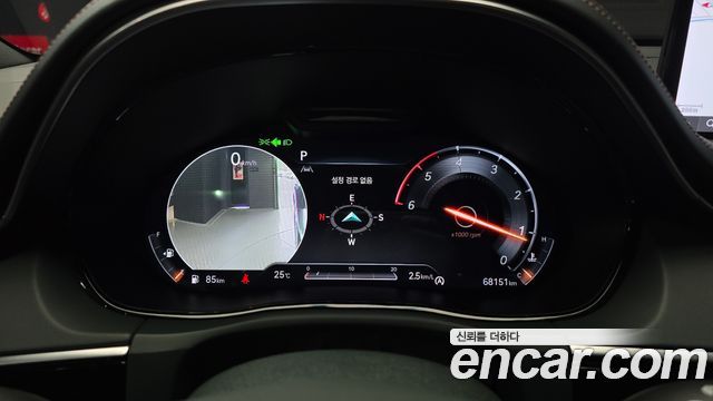 Genesis GV70 2021 — photo 8