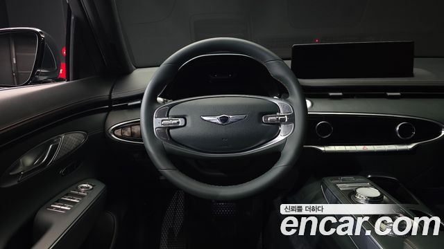 Genesis GV70 2021 — photo 13