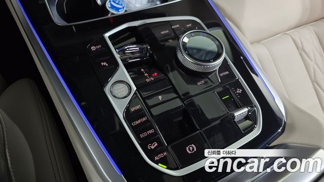 BMW X5 2026 — photo 12