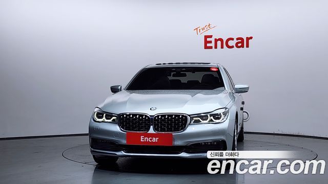 BMW 7-Series 2016 — photo 3