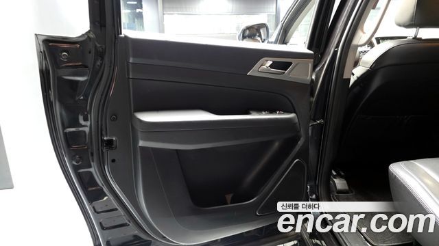 KG Mobility Rexton 2018 — photo 15
