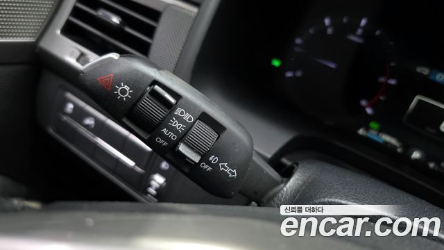 KG Mobility Rexton 2018 — photo 25