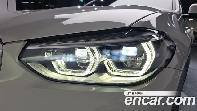 BMW X4 2020 — photo 8
