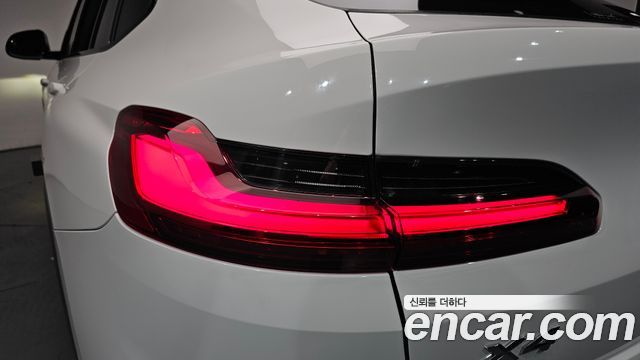 BMW X4 2020 — photo 9