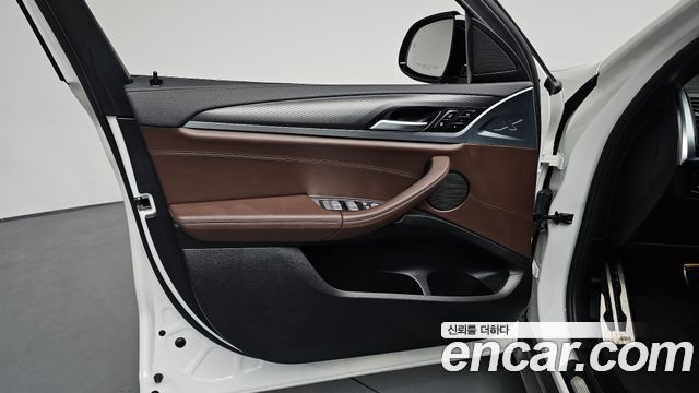 BMW X4 2020 — photo 14