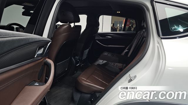 BMW X4 2020 — photo 16