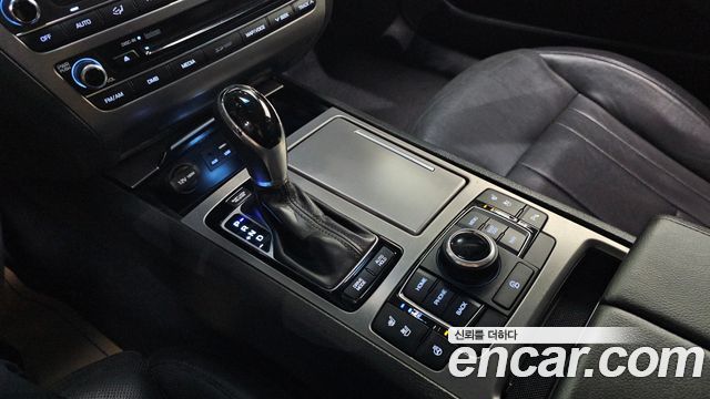 Hyundai Genesis 2015 — photo 9