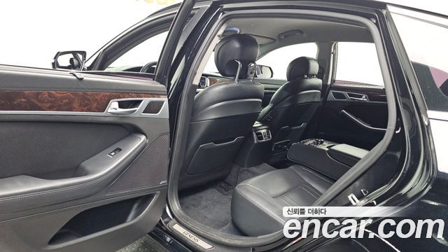 Hyundai Genesis 2015 — photo 11