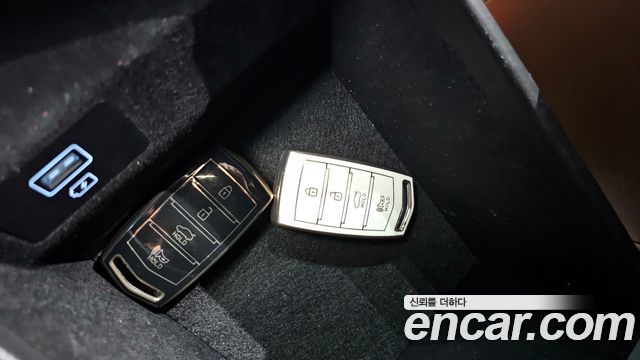 Genesis G70 2018 — photo 25