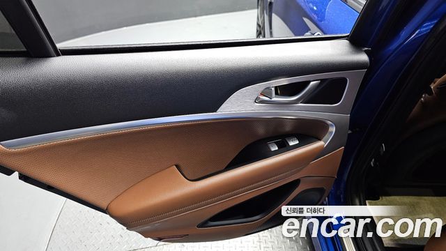 Genesis G70 2018 — photo 15