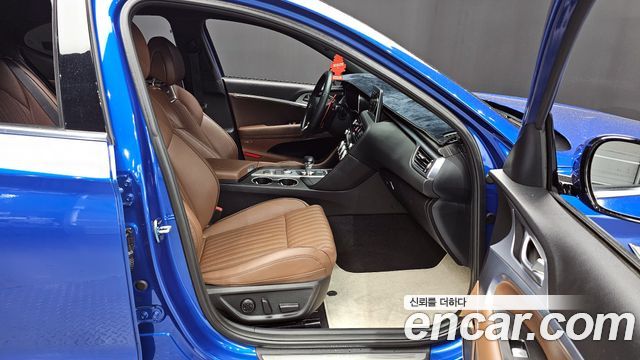 Genesis G70 2018 — photo 16