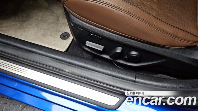 Genesis G70 2018 — photo 32