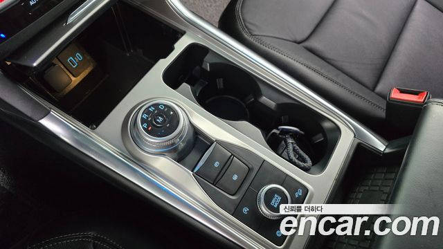 Ford Explorer 2020 — photo 12