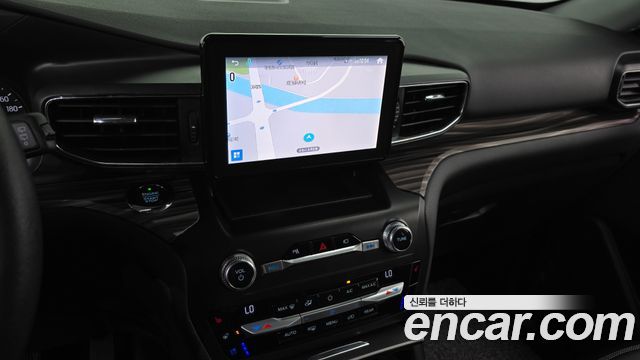 Ford Explorer 2020 — photo 20