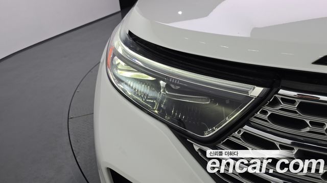 Ford Explorer 2020 — photo 8