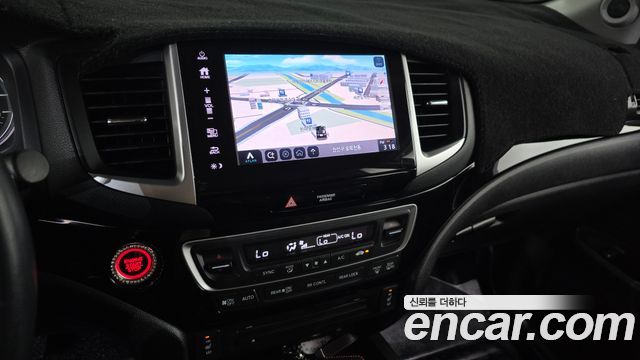 Honda Pilot 2017 — photo 12