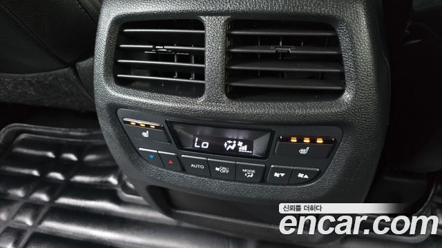 Honda Pilot 2017 — photo 20