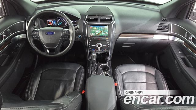 Ford Explorer 2019 — photo 7