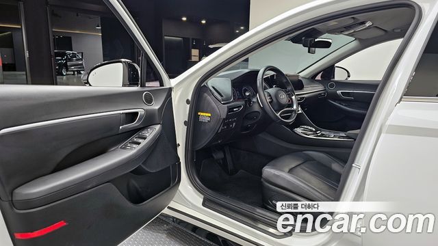 Hyundai Sonata 2020 — photo 13