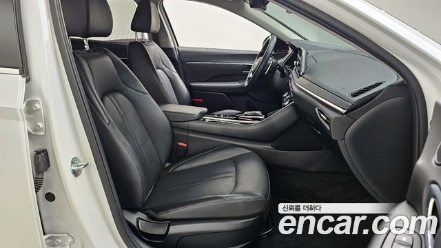 Hyundai Sonata 2020 — photo 17