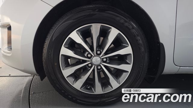 Kia Canival 2017 — photo 5