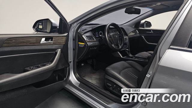 Hyundai Sonata 2015 — photo 13