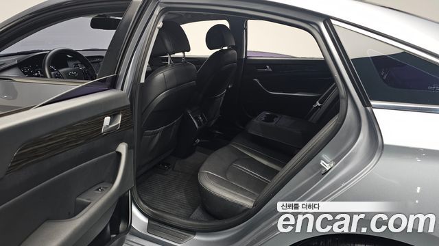 Hyundai Sonata 2015 — photo 17