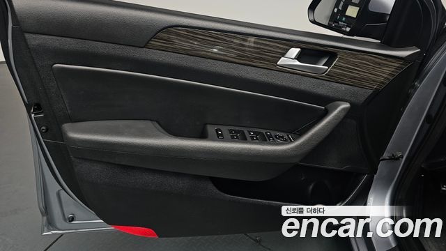 Hyundai Sonata 2015 — photo 14