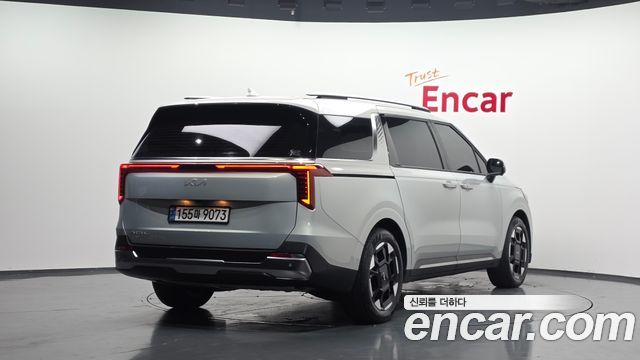 Kia Canival 2024 — photo 2