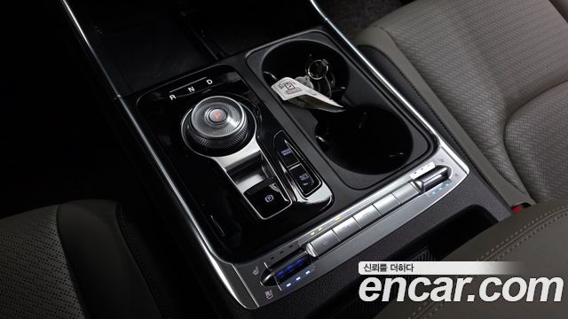 Kia Canival 2024 — photo 12