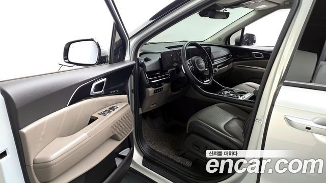 Kia Canival 2024 — photo 13