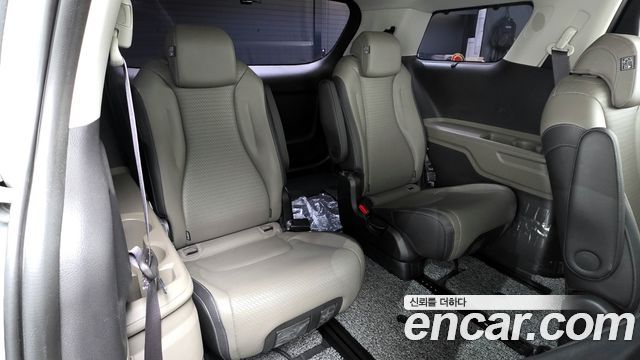 Kia Canival 2024 — photo 18