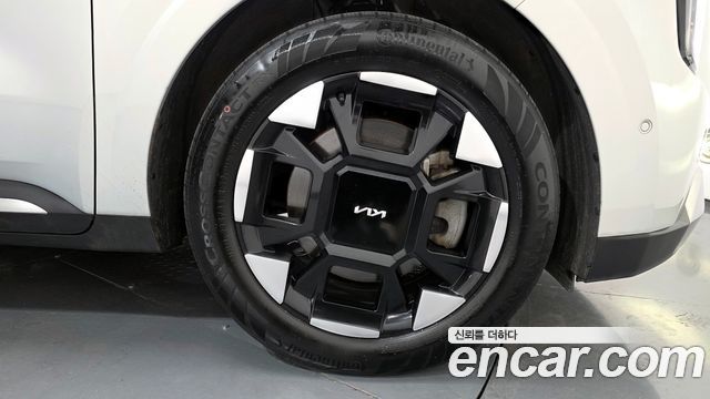 Kia Canival 2024 — photo 7