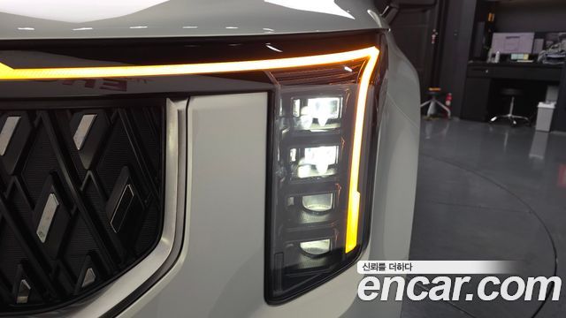 Kia Canival 2024 — photo 8