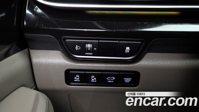 Kia Canival 2024 — photo 31