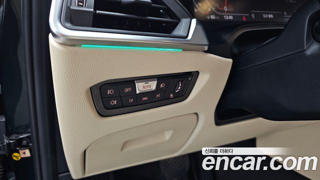 BMW 3-Series 2020 — photo 30