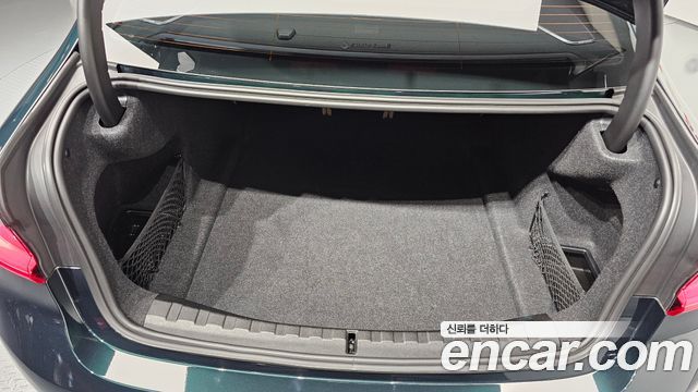 BMW 3-Series 2020 — photo 32
