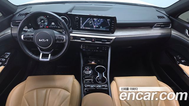 Kia K5 2022 — photo 10