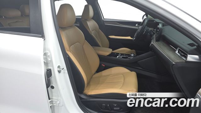 Kia K5 2022 — photo 18