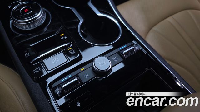Kia K5 2022 — photo 24