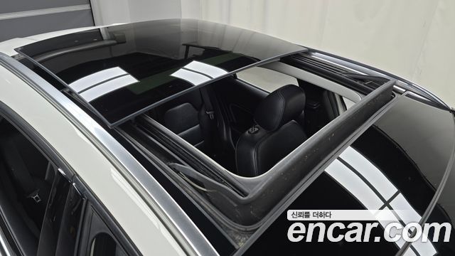 Mercedes-Benz GLA-Class 2016 — photo 17