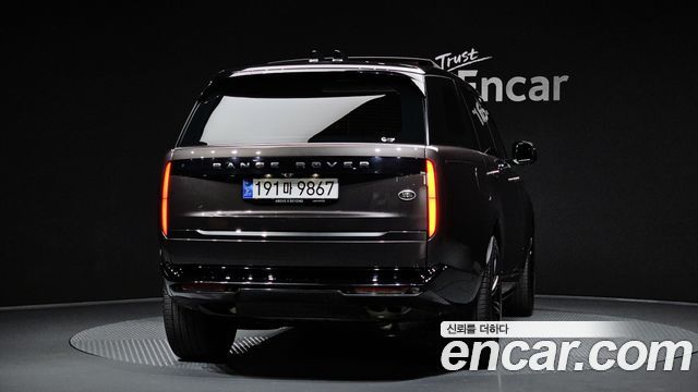 Land Rover Range Rover 2023 — photo 4