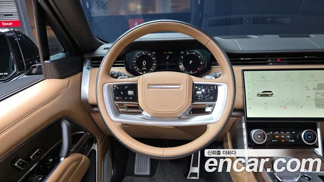 Land Rover Range Rover 2023 — photo 13