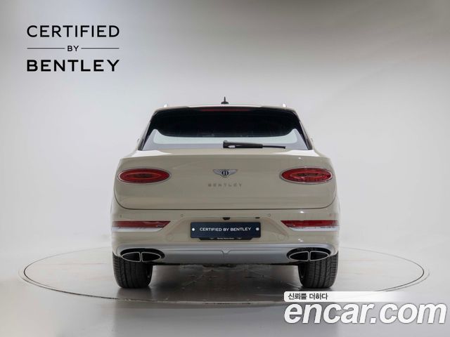 Bentley Bentayga 2025 — photo 3