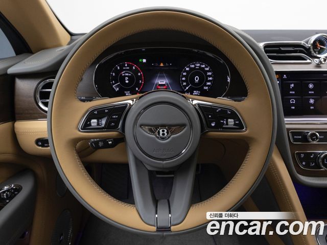 Bentley Bentayga 2025 — photo 20