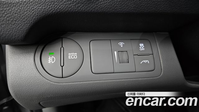 Hyundai Starex 2017 — photo 14