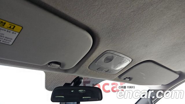 Hyundai Starex 2017 — photo 17